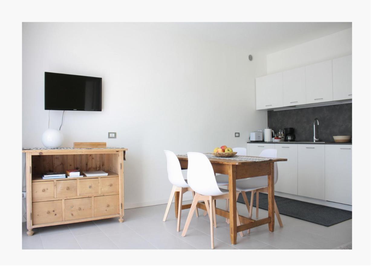 San Giacomo Apartments ริวาเดลการ์ดา ภายนอก รูปภาพ